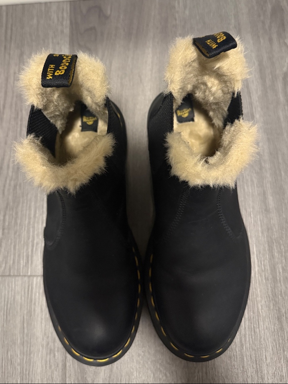 Dr. Martens Black Leather Chelsea Boots with Cream Faux Fur Trim - Picture 4 of 8